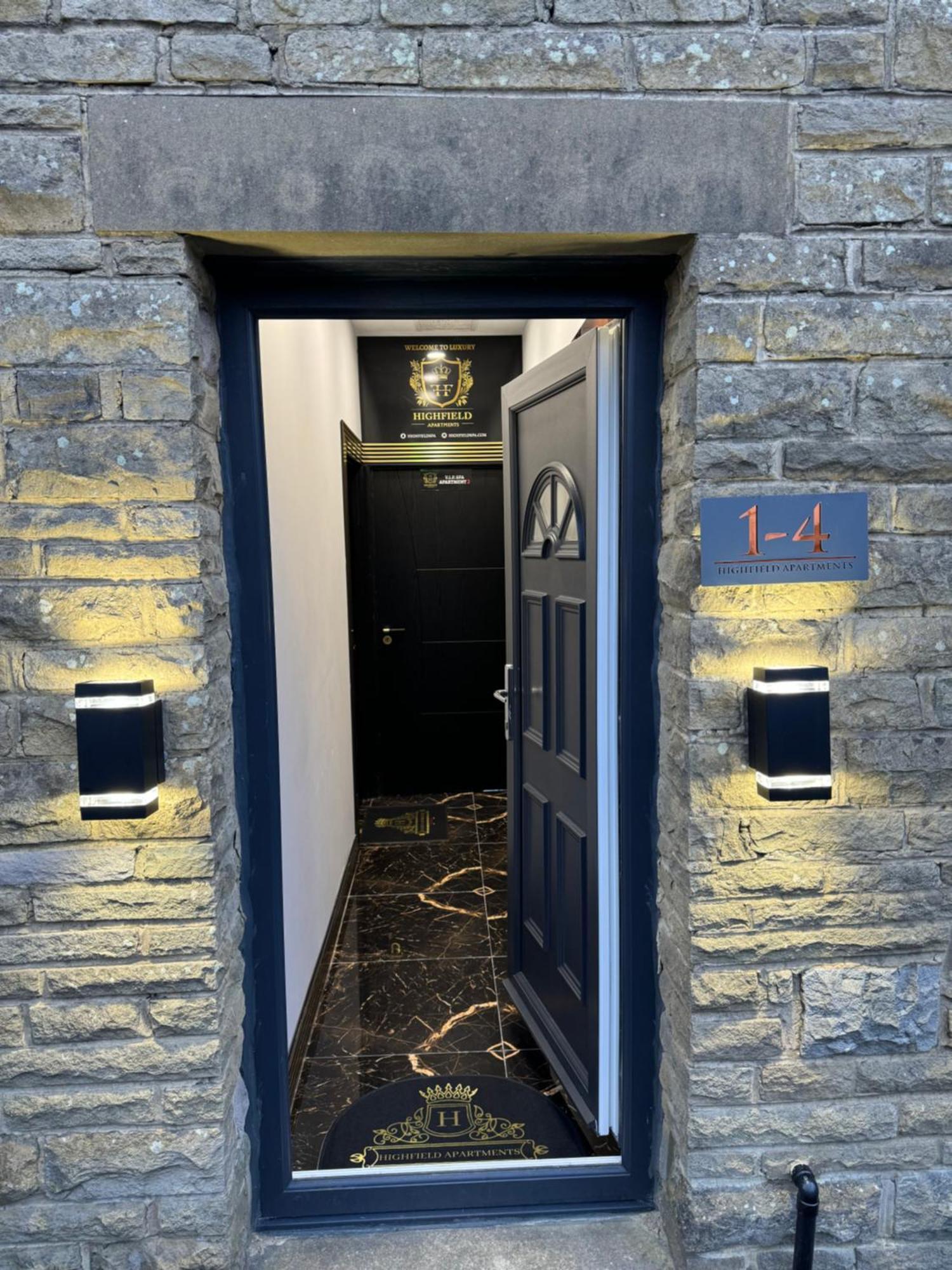 Highfield Private Spa Apartment Bradford  Exterior photo