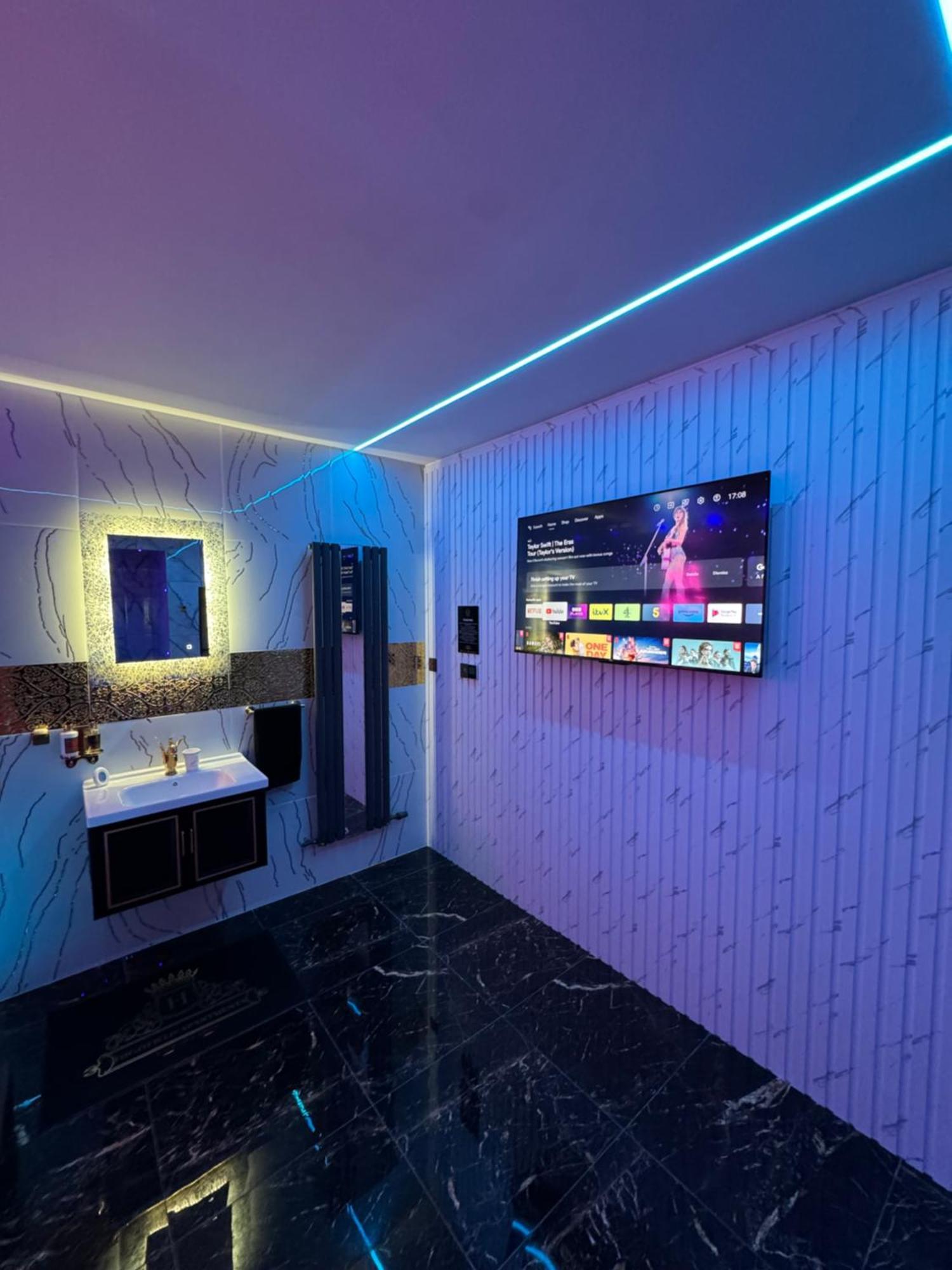 Highfield Private Spa Apartment Bradford  Exterior photo