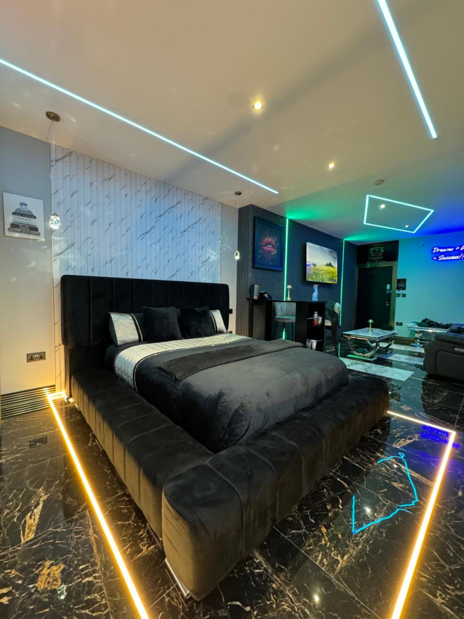 Highfield Private Spa Apartment Bradford  Exterior photo